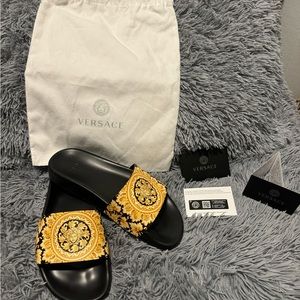 Versace slides